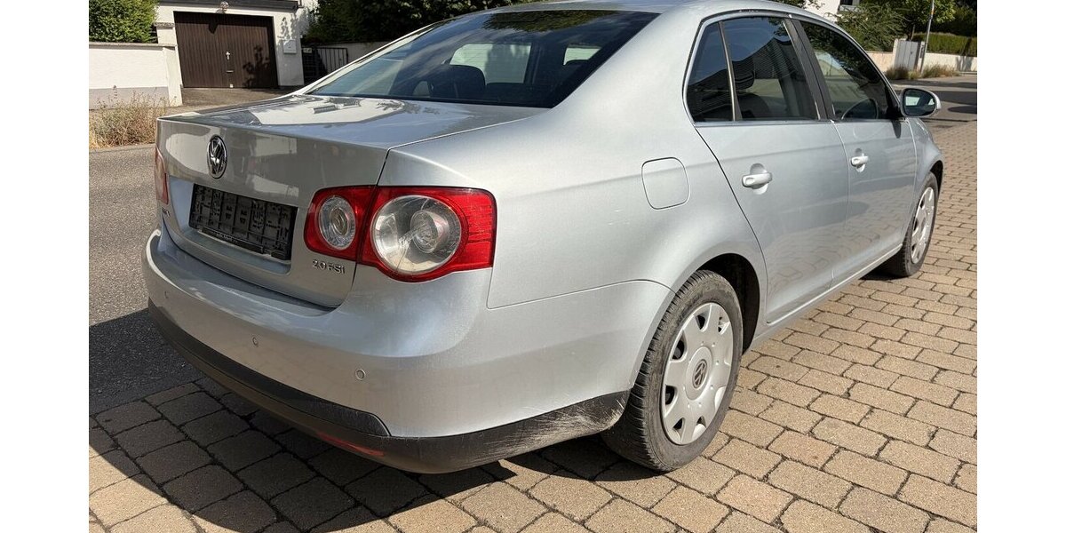 VW Jetta V Comfortline 153.500 km 1.990 &euro; Neckarsulm 74172