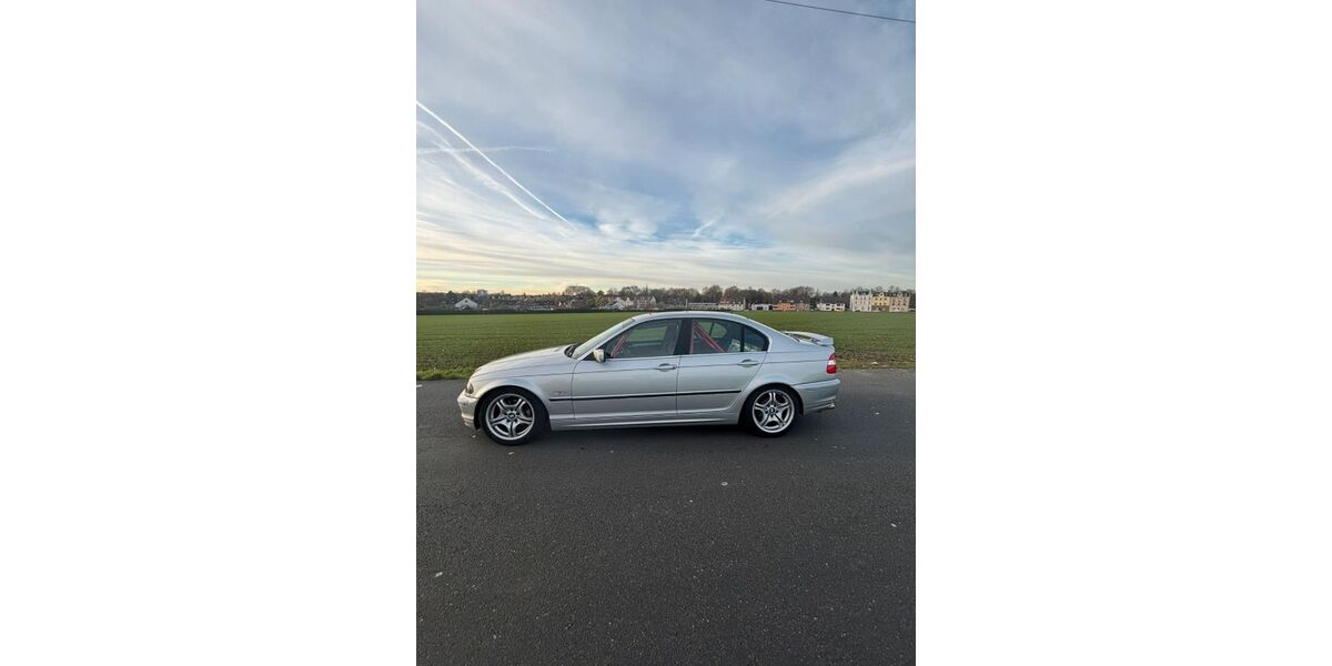 BMW 328 235.000 km 7.200 &euro; Essen 45307