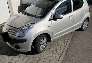 Nissan Pixo 88.000 km 3.500 &euro; Oggelshausen 88422