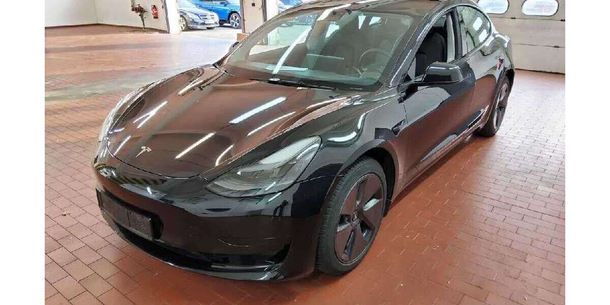 Tesla Model 3 39.998 km 26.270 &euro; Barchfeld Immelborn 36456