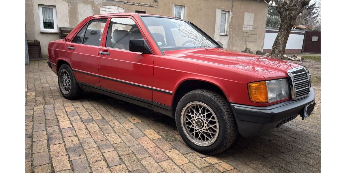 Mercedes-Benz 190 132.522 km 3.999 &euro; Schönborn OT Schadewitz 03253