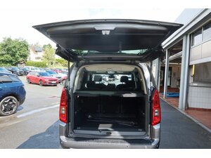 Opel Combo Life E Ultimate 58.500 km 20.990 &euro; Bad Endbach 35080
