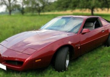 Pontiac Firebird 218.777 km 2.699 &euro; Lauchheim 73466