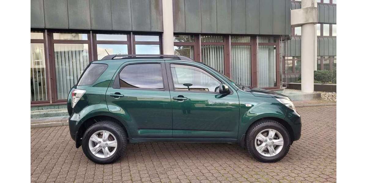 Daihatsu Terios 127.000 km 9.900 &euro; Groß Gerau 64521