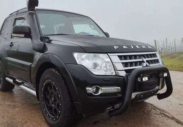 Mitsubishi Pajero 54.000 km 39.890 &euro; Wallertheim 55578