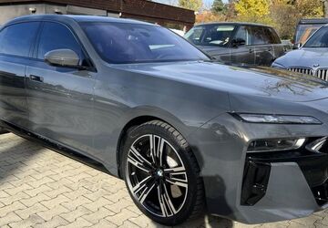 BMW 750 56.000 km 91.900 &euro; Dresden 01237