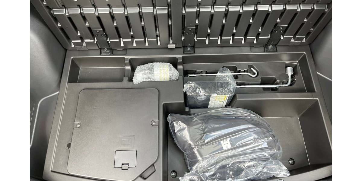 Mitsubishi Eclipse Cross PHEV PLUS mit SELECT-Paket VOR ORT 22.000 km 26.480 &euro; Donauwörth 86609