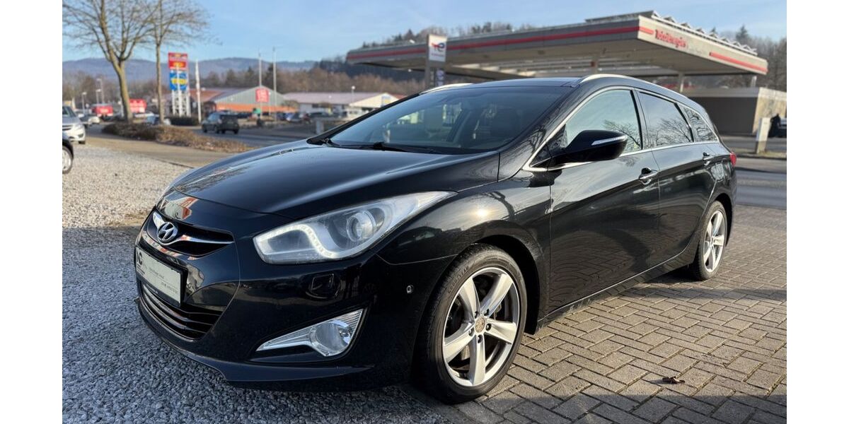Hyundai i40 240.000 km 5.250 &euro; Seesen 38723