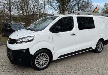 Opel Vivaro 98.000 km 20.900 &euro; Mülheim an der Ruhr 45472