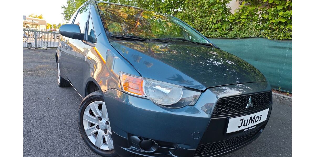Mitsubishi Colt 130.700 km 2.800 &euro; Wiesbaden 55252