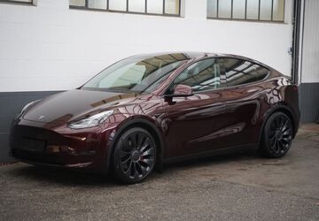 Tesla Model Y 59.751 km 37.550 &euro; Mönchengladbach 41236