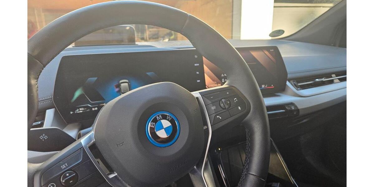 BMW 230 Active Tourer 28.000 km 33.000 &euro; Vellmar 34246