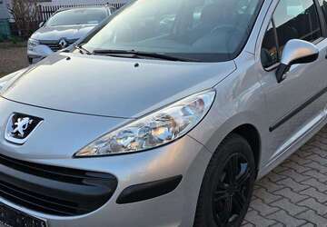 Peugeot 207 61.938 km 3.698 &euro; Finsterwalde 03238