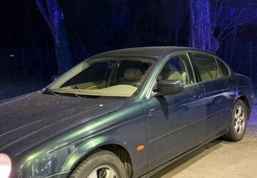 Jaguar X-Type 194.000 km 2.300 &euro; Düsseldorf 40227