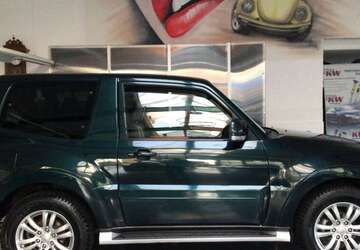 Mitsubishi Pajero 208.500 km 17.880 &euro; Magdeburg 39110