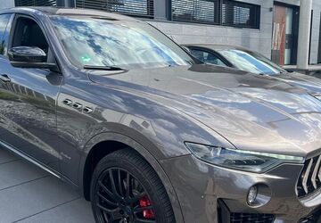 Maserati Levante 131.500 km 37.990 &euro; Niestetal 34266