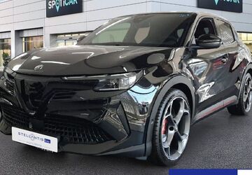 Alfa Romeo Junior 2.500 km 39.980 &euro; Frankfurt 60314