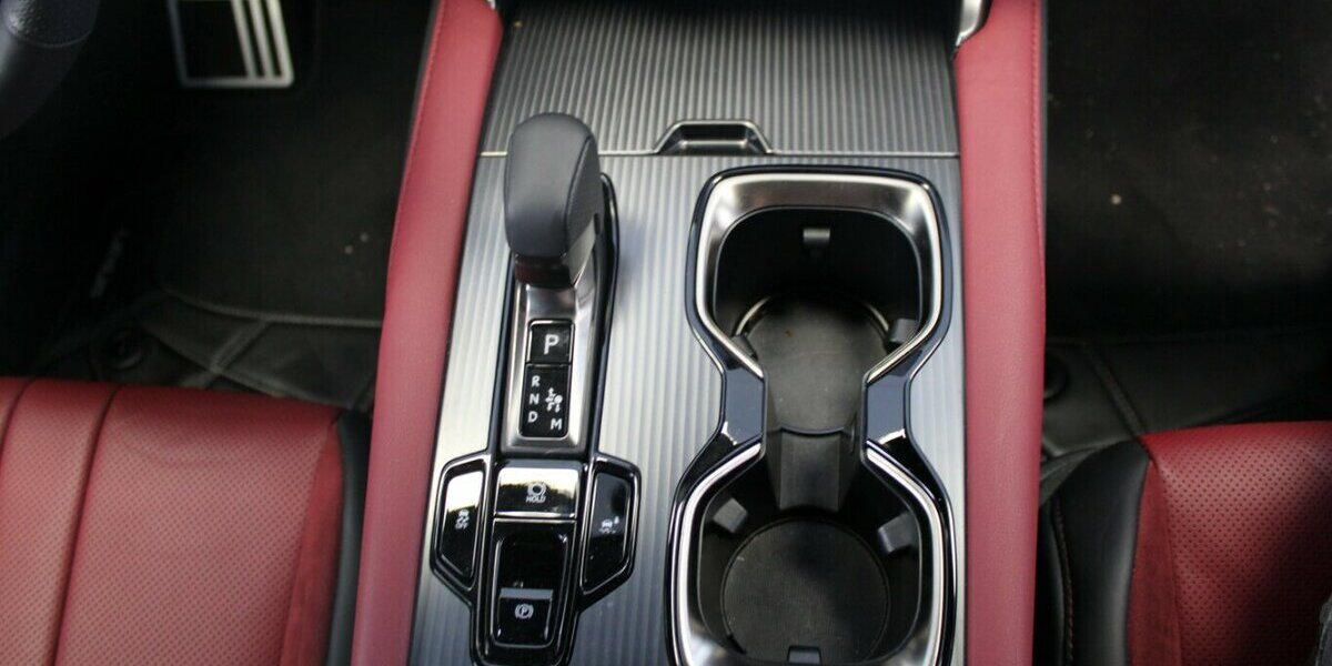 Lexus RX 500H F Sport 9.985 km 59.980 &euro; Euskirchen 53881