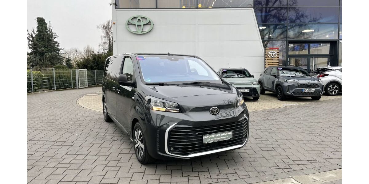 Toyota Proace (Verso) 1.200 km 42.200 &euro; Wiesbaden 65203