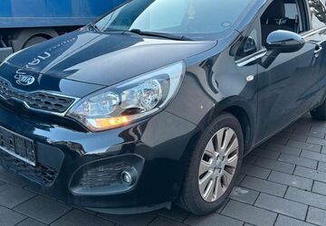 Kia Rio 115.407 km 5.699 &euro; Oer-Erkenschwick 45739