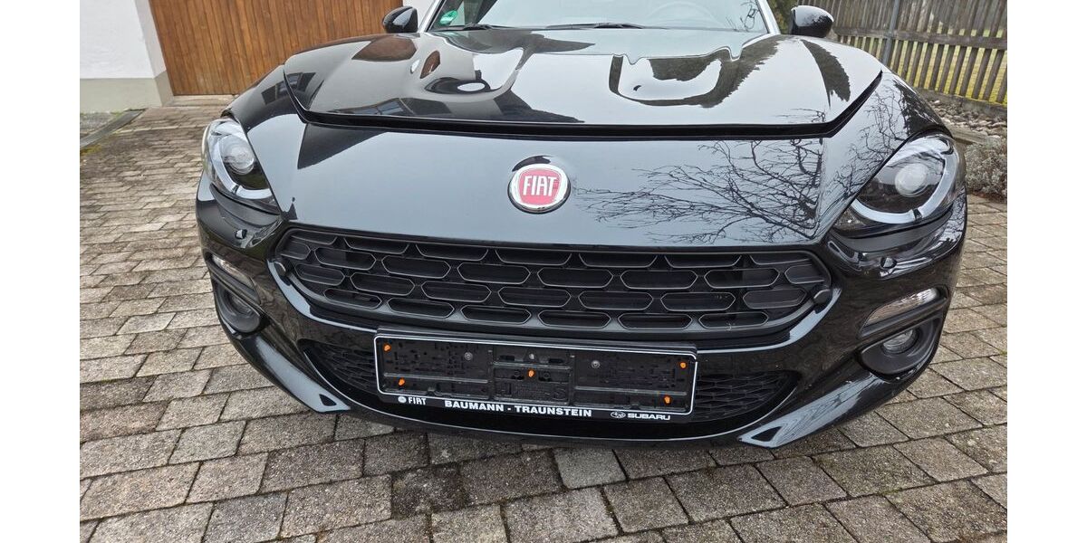 Fiat 124 Spider 32.280 km 19.700 &euro; Hohenpeißenberg 82383