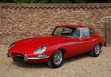 Jaguar E-Type 97.549 km 119.500 &euro; Brummen 
