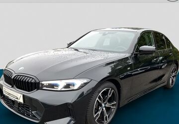 BMW 318 4.200 km 41.995 &euro; Duisburg 47053