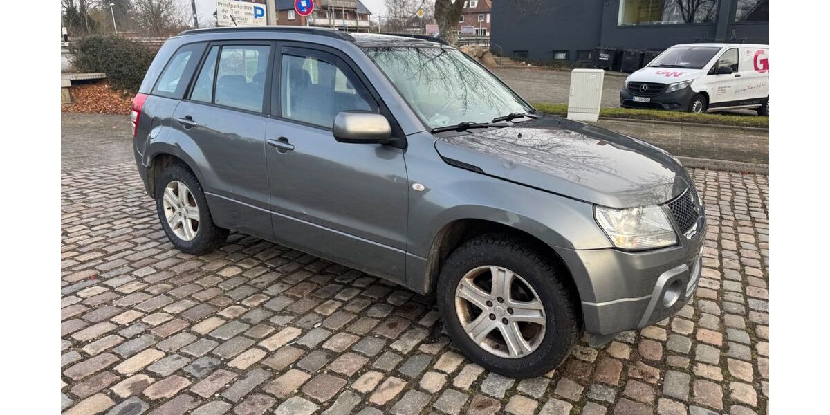 Suzuki Grand Vitara 240.000 km 2.100 &euro; Kiel 24146