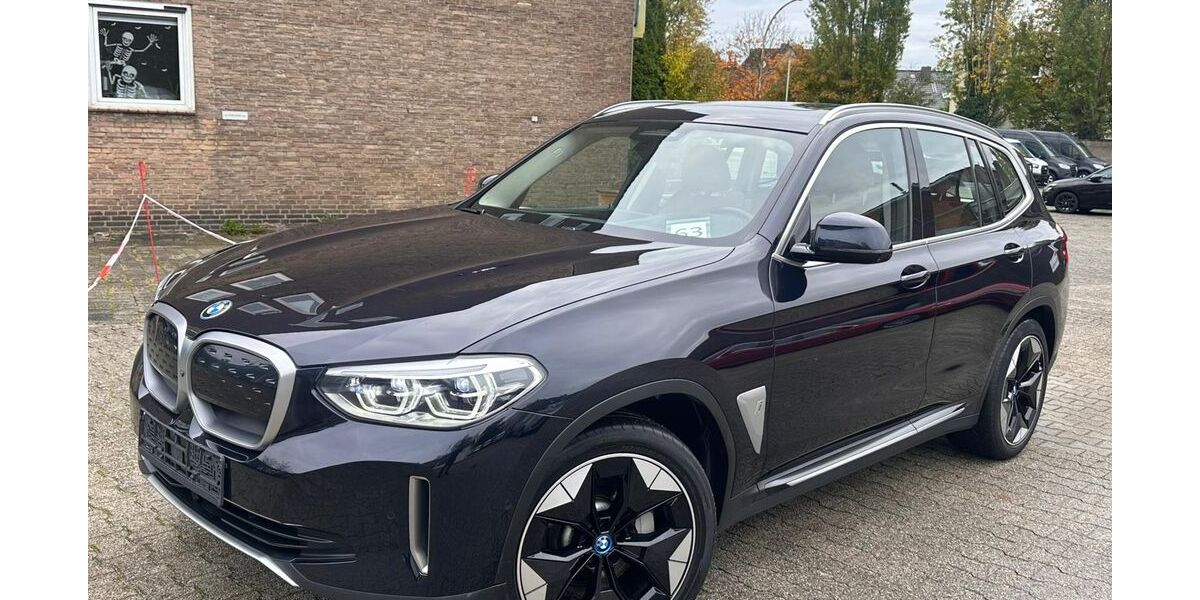 BMW iX3 112.711 km 26.900 &euro; Düsseldorf 40597