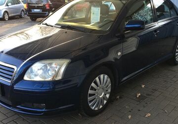 Toyota Avensis 102.454 km 4.980 &euro; Berlin 10315