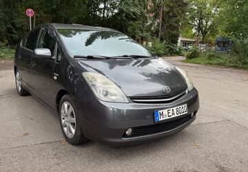 Toyota Prius 148.500 km 5.850 &euro; München 81929