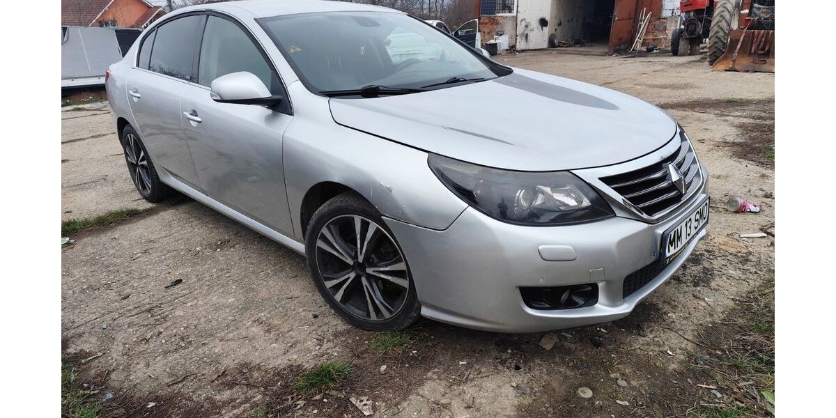 Renault Latitude 315.000 km 3.750 &euro; Zalău 45001