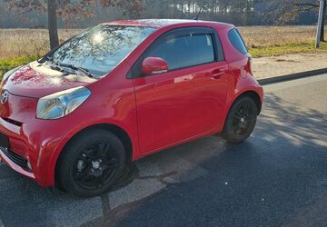 Toyota IQ 74.000 km 7.999 &euro; Wittenberge 19322
