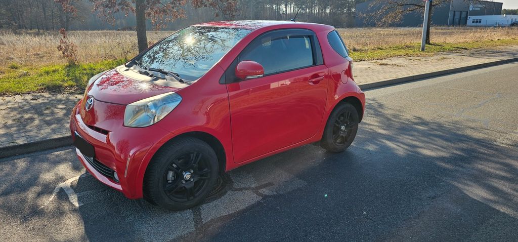 Toyota IQ 74.000 km 7.999 &euro; Wittenberge 19322
