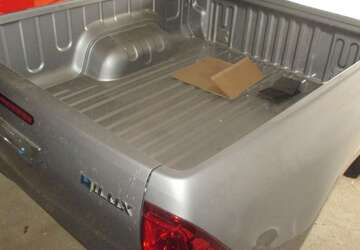 Toyota Hilux 1.500 km 4.000 &euro; Rattelsdorf 96179