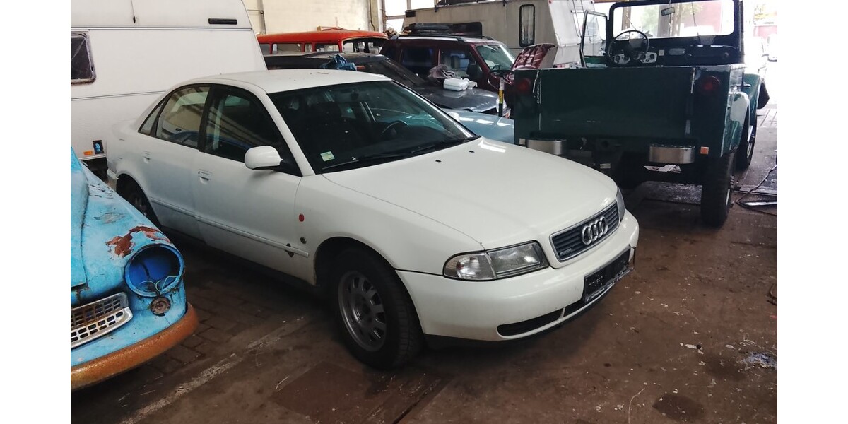 Audi A4 Quattro V6 220.000 km 3.500 &euro; Wilhelmshaven 26382