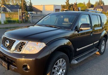 Nissan Pathfinder 312.970 km 9.999 &euro; Tessin 18195