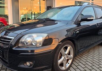 Toyota Avensis 188.540 km 2.000 &euro; Moers 47443