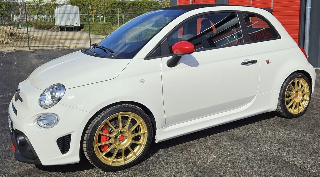 Abarth 695C 17.000 km 26.990 &euro; Grasbrunn 85630