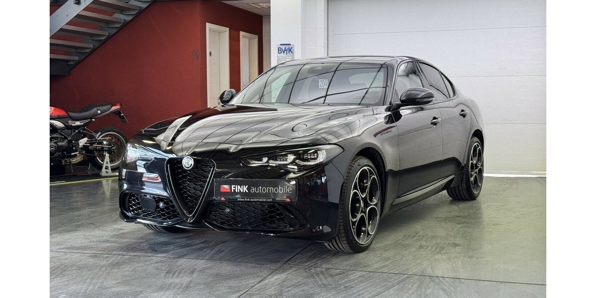 Alfa Romeo Giulia 2.0 Competizione Q4 Turbo CarPlay Kamera 9.970 km 38.920 &euro; Lich 35423