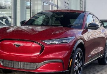 Ford Mustang Mach-E 22.000 km 41.900 &euro; Oldenburg 26125