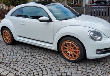 VW Beetle 124.000 km 13.999 &euro; HILTENFINGEN 86856