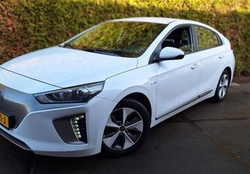 Hyundai IONIQ 405.600 km 7.139 &euro; HENGELO 
