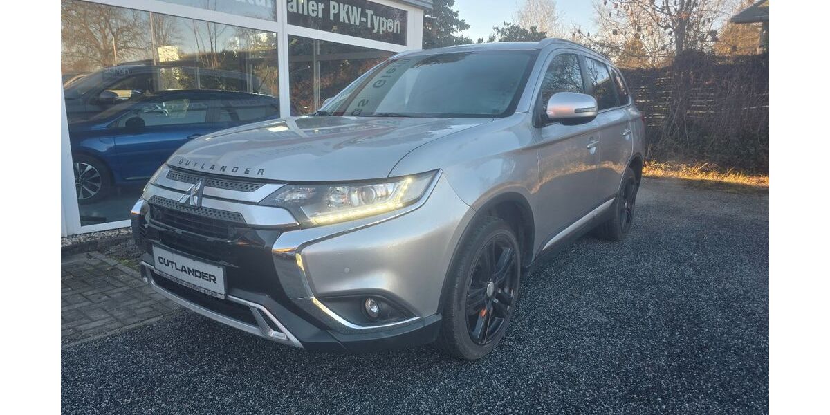Mitsubishi Outlander 41.801 km 18.990 &euro; Radeberg 01454