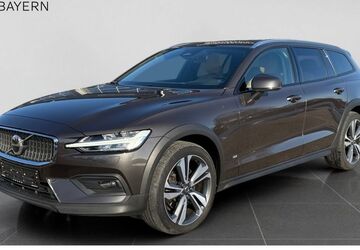 Volvo V60 Cross Country 76.500 km 39.990 &euro; Neutraubling 93073