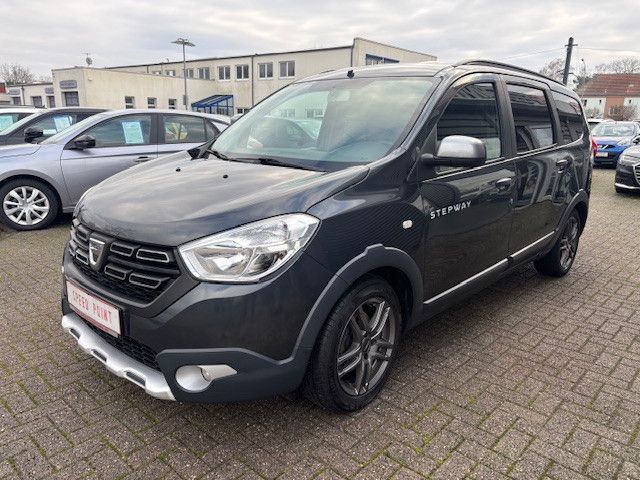 Dacia Lodgy 144.425 km 9.990 &euro; Brandenburg 14770