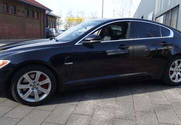 Jaguar XF 166.500 km 8.900 &euro; München 81249