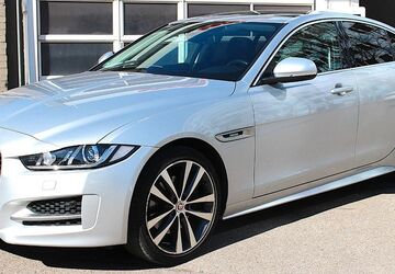 Jaguar XE 154.000 km 15.200 &euro; München 80636