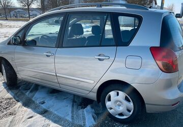 Toyota Corolla Verso 123.250 km 3.500 &euro; München 80636