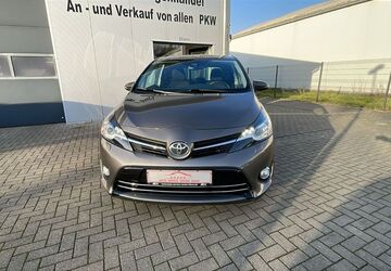 Toyota Verso 81.435 km 14.900 &euro; Bedburg-Hau 47551